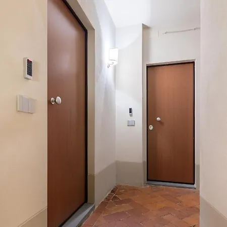 Apartment Cesalpino 5 *